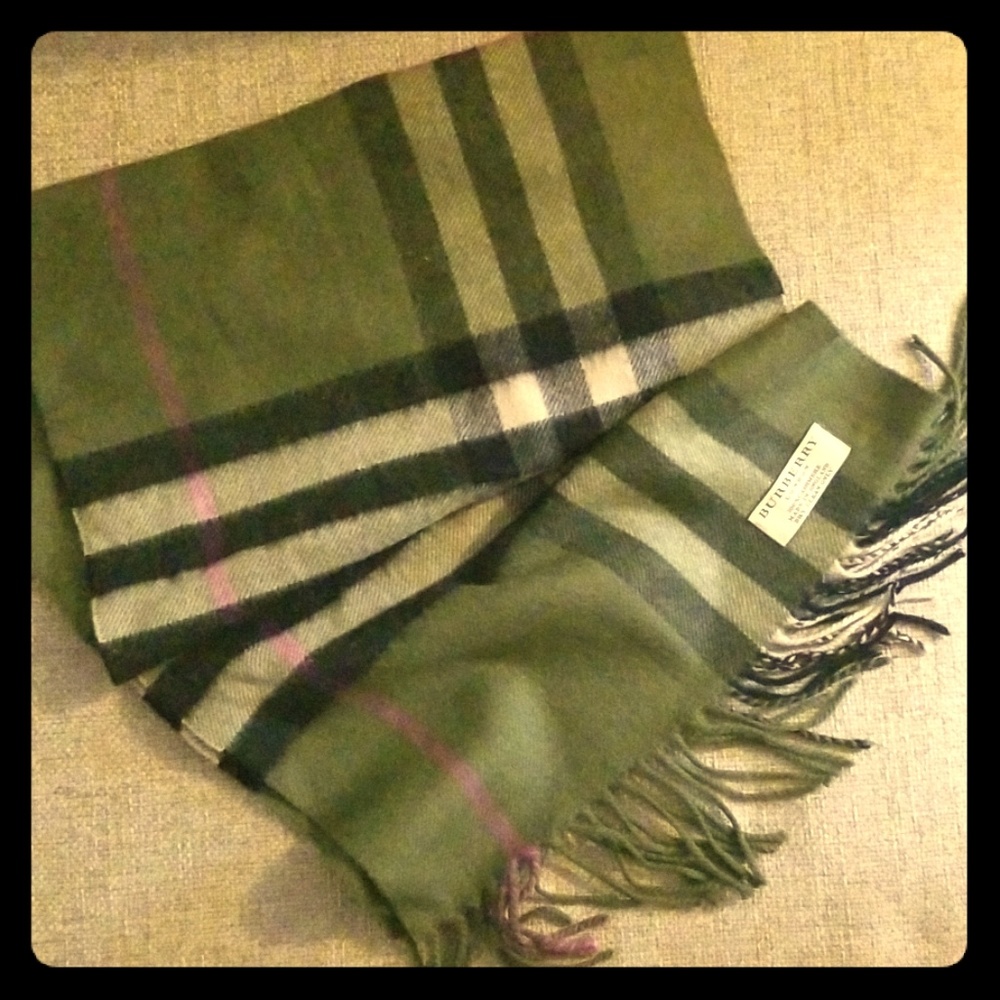 Burberry scarf